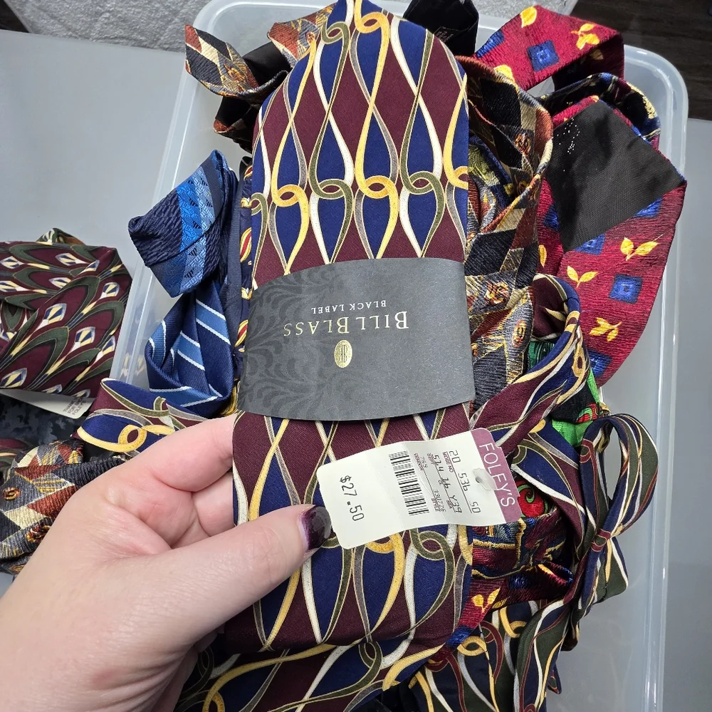 Box Of 49 Ties!! Lots With Tags Still On! - Picture 6 of 16